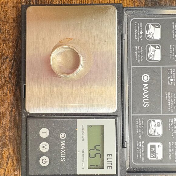 VTG Solid Sterling Silver 925 Elephant Design Cigar Band Ring Size 8 - Picture 9 of 10